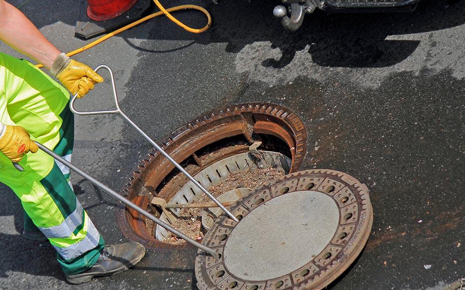tarif plombier débouchage canalisation Le Chesnay